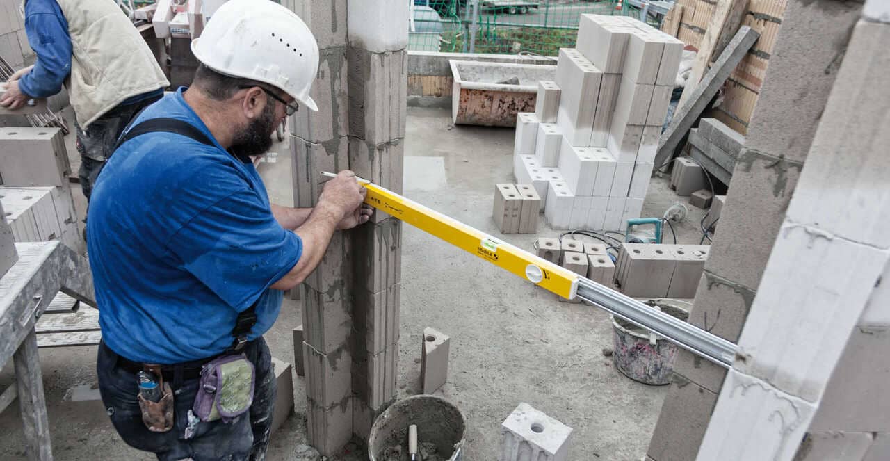 STABILA Type 80 T telescopic spirit level 63-105sm