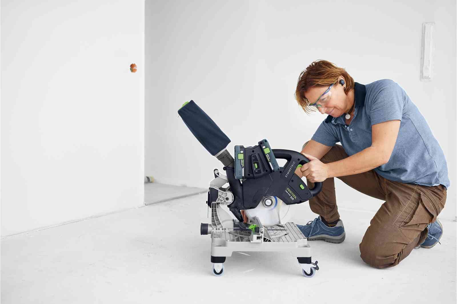 Festool ПРОМО Акумулаторен трион за летви SYMMETRIC SYMC 70 EB-Basic