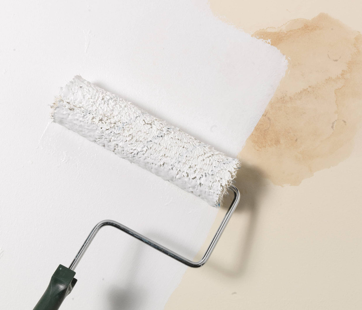 ZINSSER BULLS EYE 1-2-3 Plus Свързващ грунд против петна за супер гладки повърхности / 1L