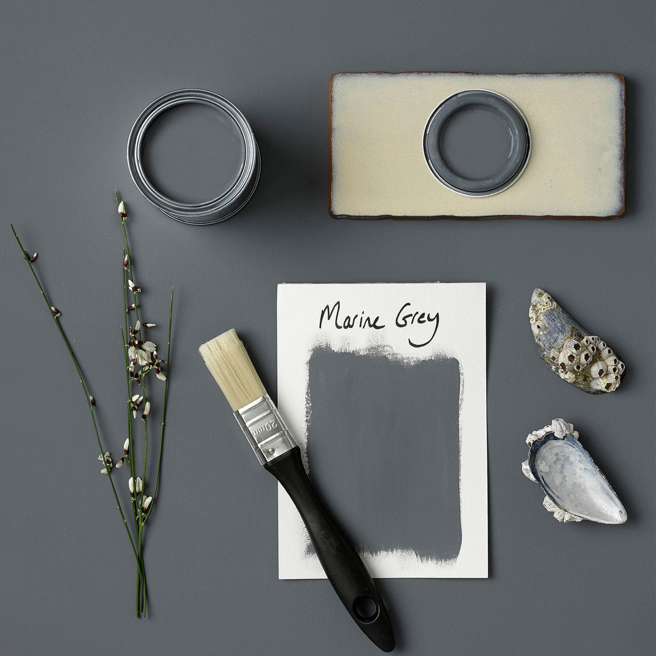 Rust Oleum Chalky Finish Wall Paint / Marine Grey 1L