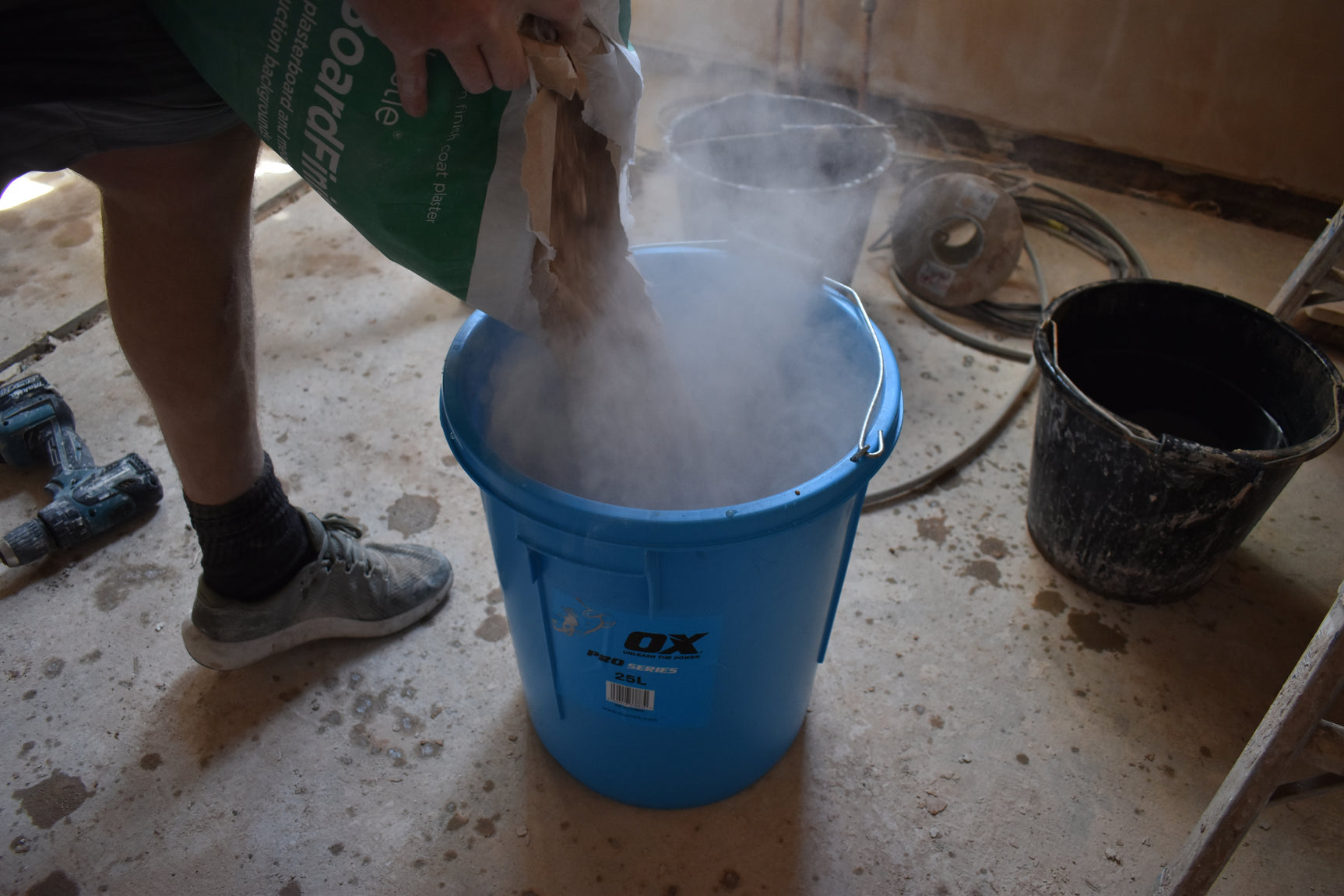 OX Pro Кофа за мазилка и боя 25L