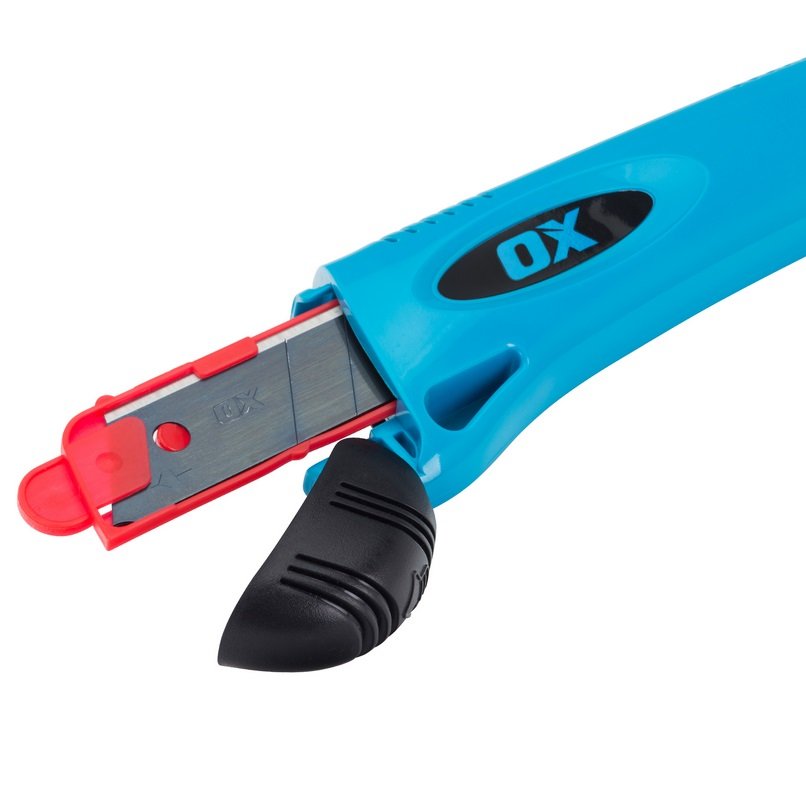 OX Tools нож 18mm — изглед на конструкцията