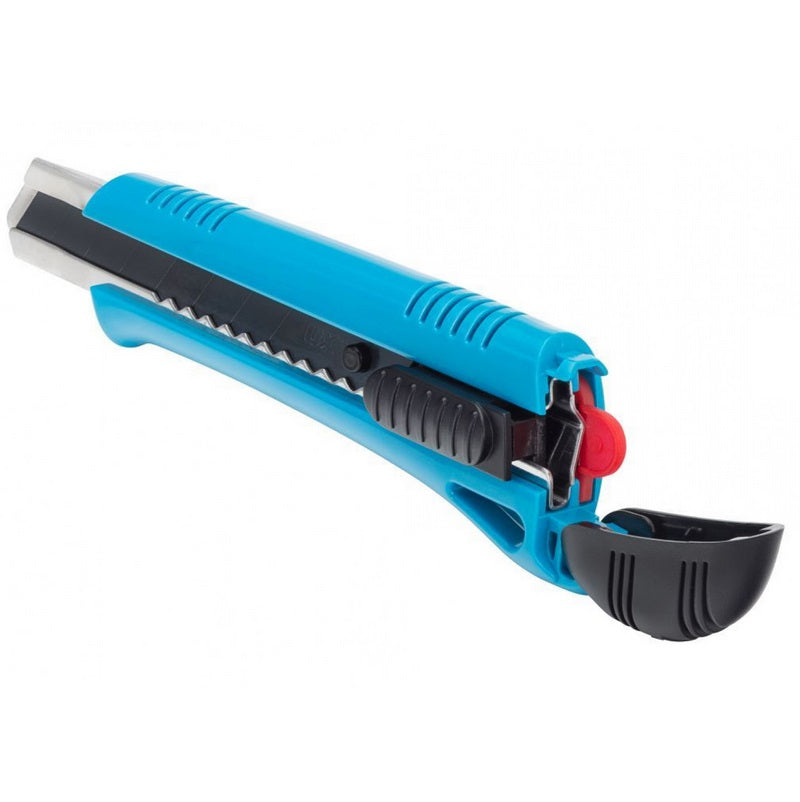 OX Tools нож 18mm в действие — професионална употреба