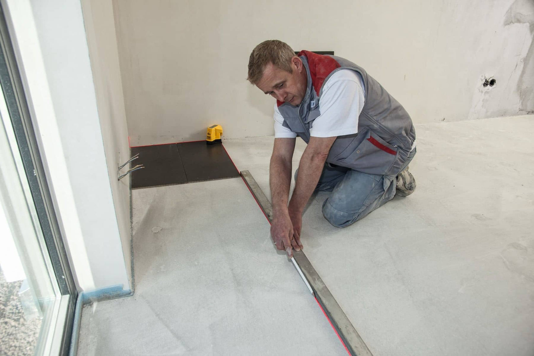 STABILA FLS 90 Подов линеен лазерен нивелир