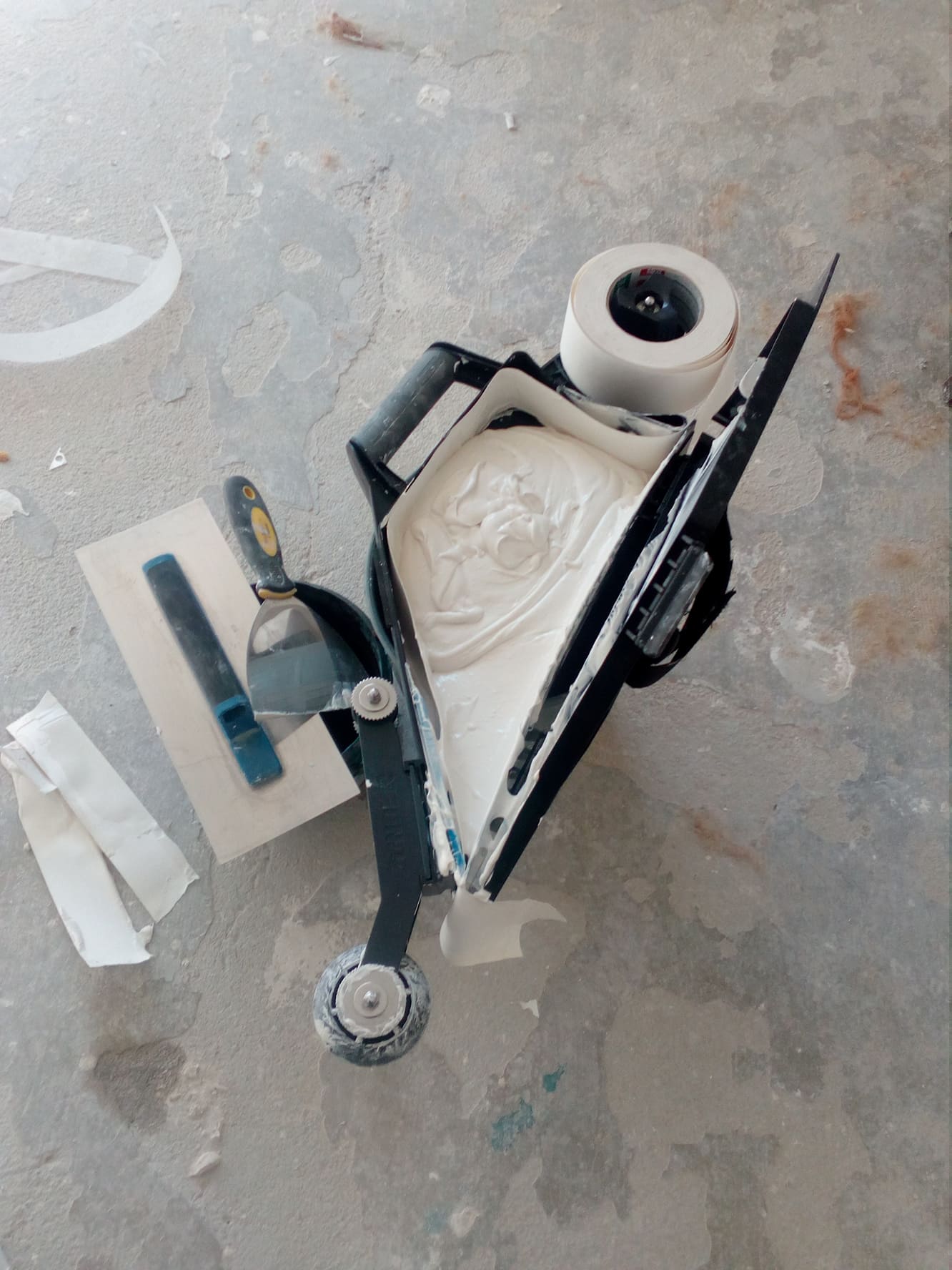 Delko Zunder банджо за фугиране на гипсокартон