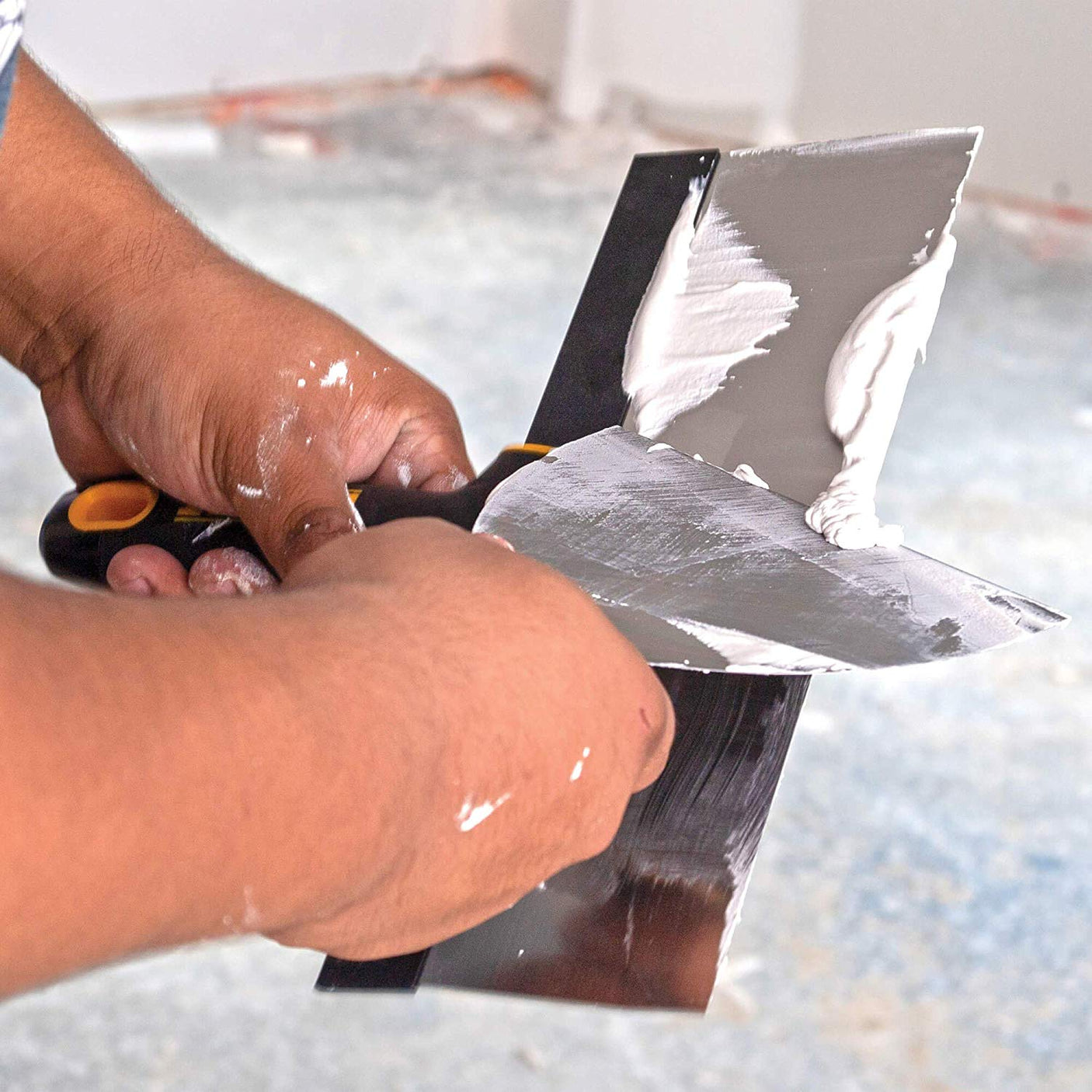 DeWALT Професионална Шпакла 10"/ 254mm с гумирана ръкохватка