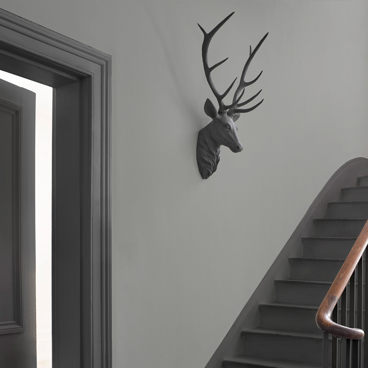 Rust Oleum Chalky Finish Боя за стена и тавани / Flint 2.5L