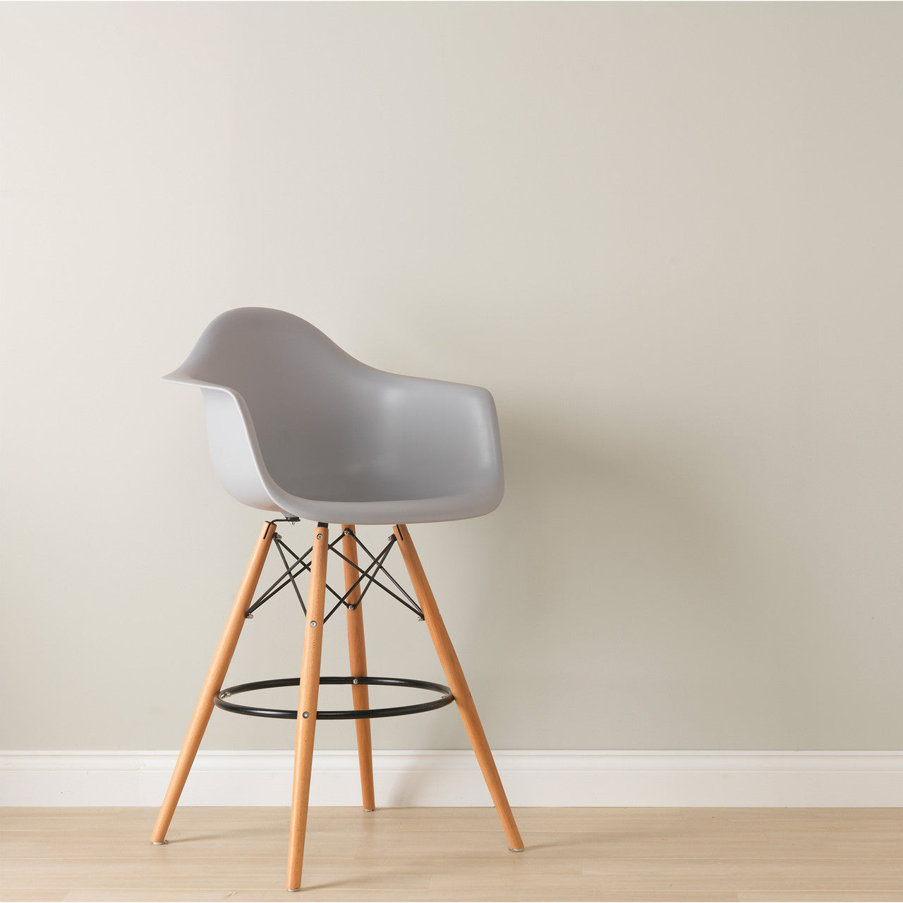 Rust Oleum Chalky Finish Wall Paint /  Hessian2.5L