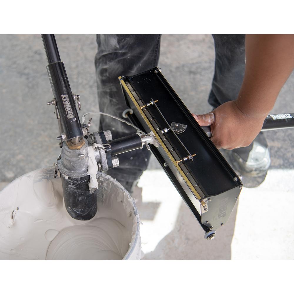 DеWALT 12" Кутия за шпакловане