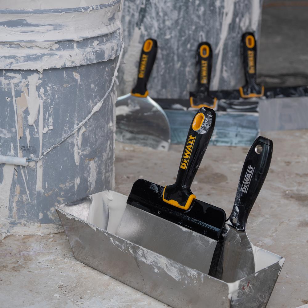 DeWalt професионален инструмент — изглед на корпуса и ергономия