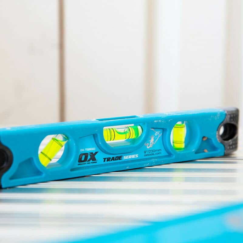 OX Tools TRADE нивелир в действие — професионална употреба